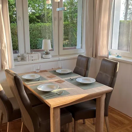 度假居 Boddenblick