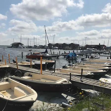 Boddenblick بيت للعطل Stahlbrode